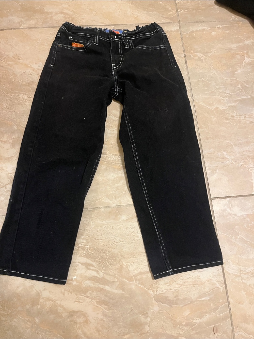 Black Straight-Leg Jeans with Contrast Stitching Empyres